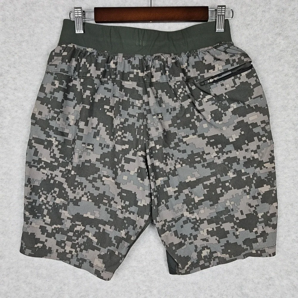 Lululemon T.H.E. Short Men's Small Athletic Lined Digital Gym Camouflage Updated